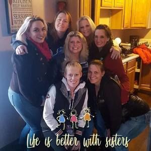 Meet your Posher, Tina